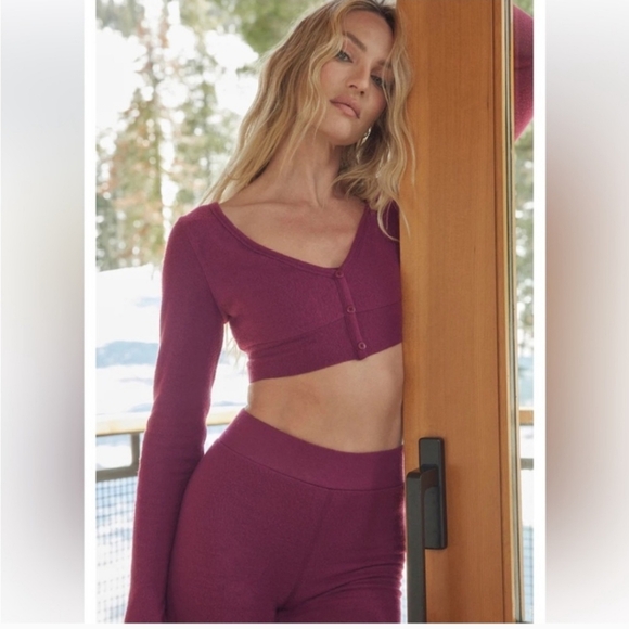 ALO Yoga Sweaters - ALO YOGA Alolux me time cropped button down cardigan